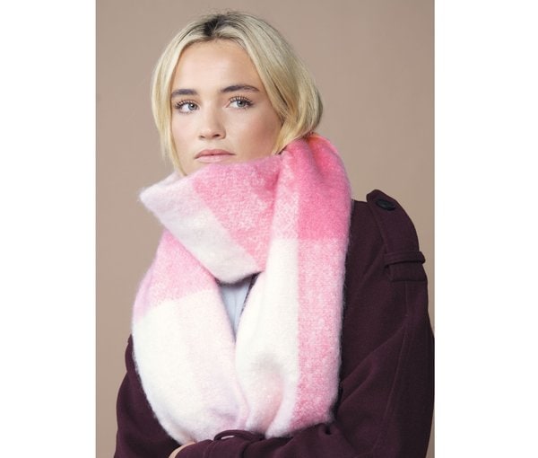 Oversize plaid scarf
